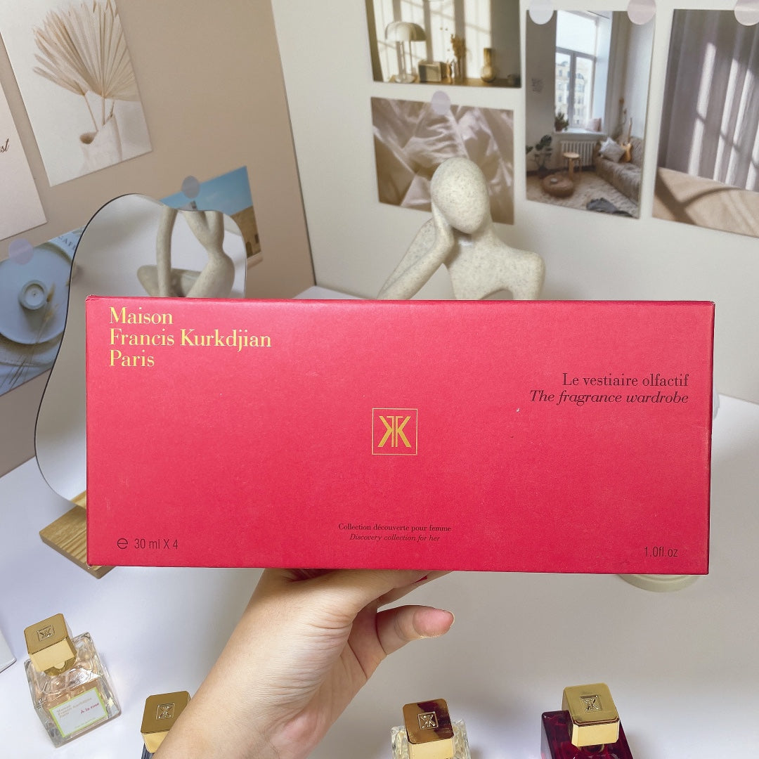 Perfume Discovery Set · 4 x 30 ml Spray