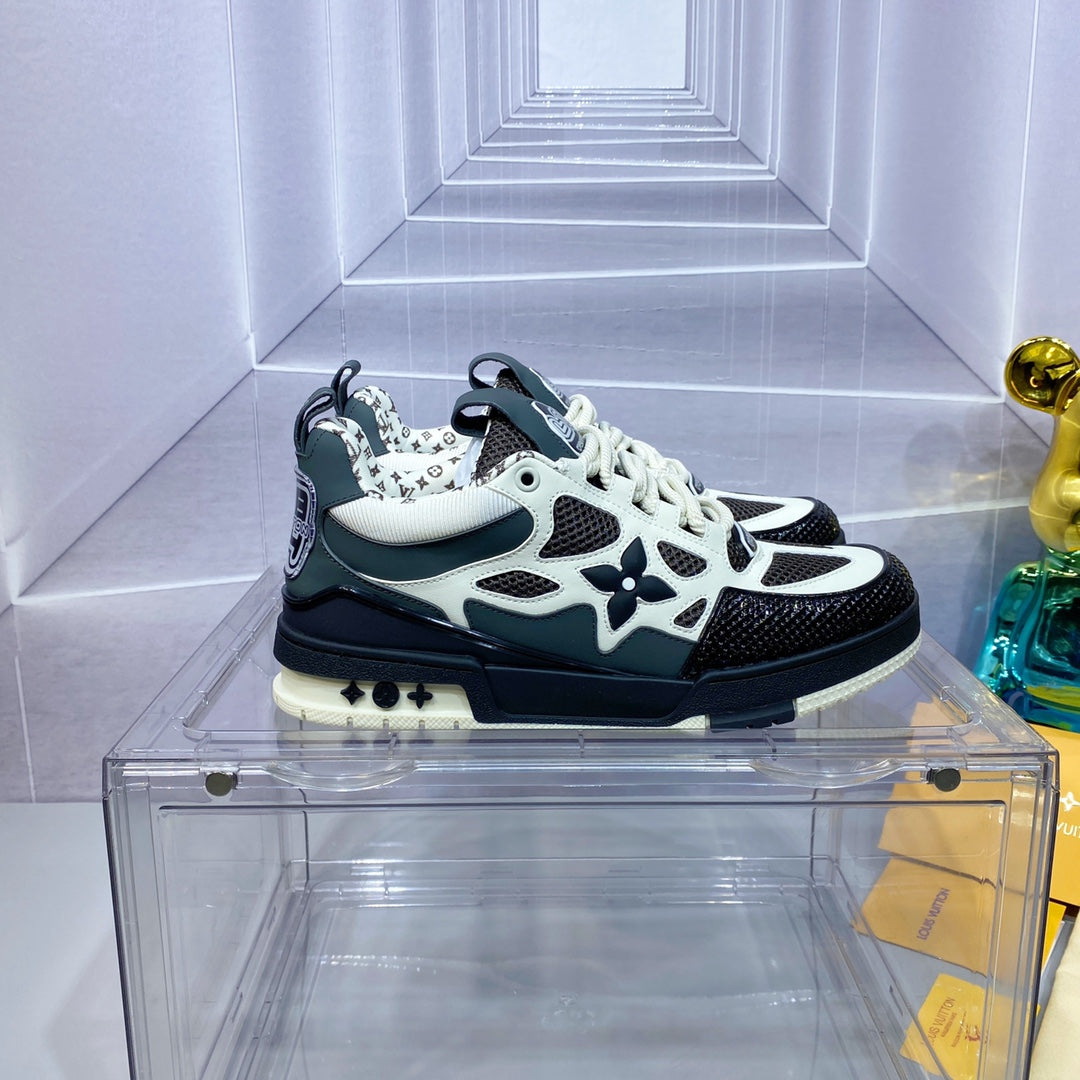 90s Retro Skate Style Sneakers in Light Blue