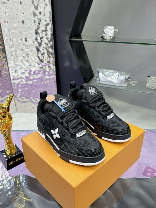 90s Retro Skate Style Sneakers in Black Mesh