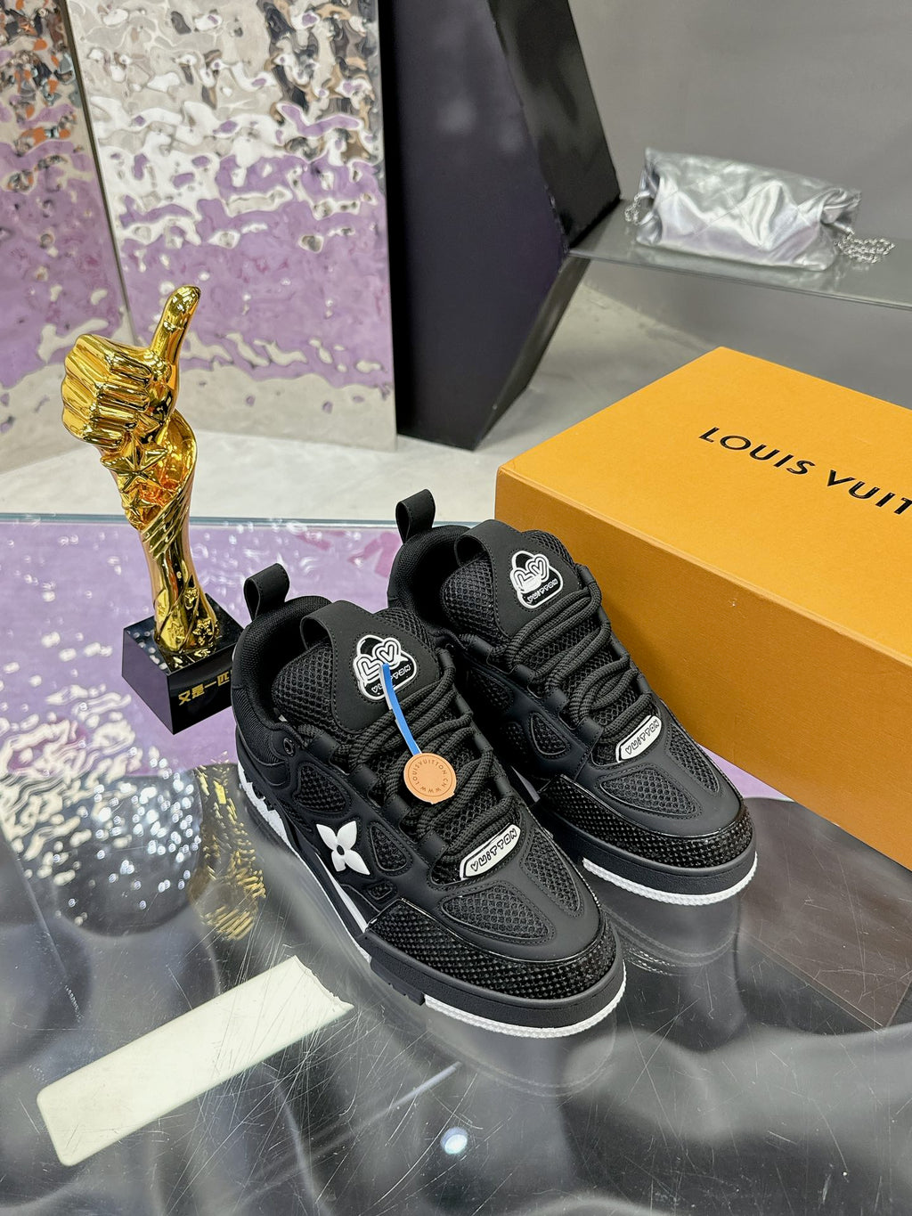 90s Retro Skate Style Sneakers in Black Mesh